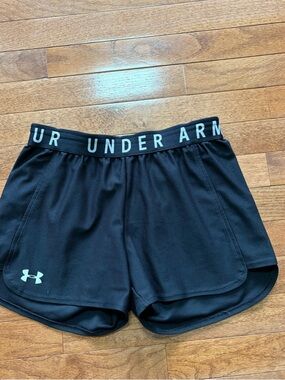 Under Armour Black Women’s Athletic Shorts with Logo Waistband